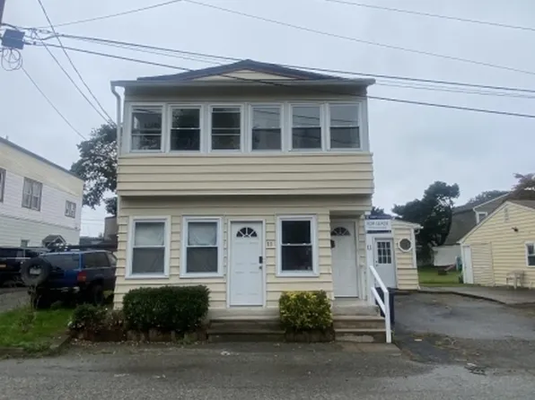 11 Brook St, Wanaque Boro, NJ 07420