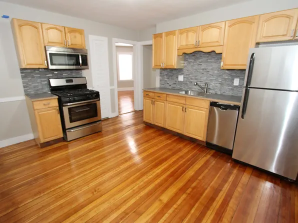 18 Howes St #2, Boston, MA 02125