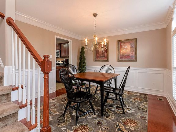 4th image of 6122 Gallant Ln