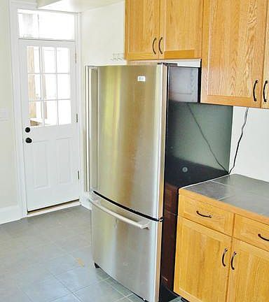 3rd image of 6218 Frederick Rd