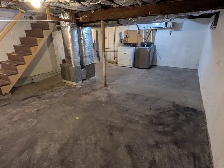 9 Saratoga Rd #9 — Photo 12