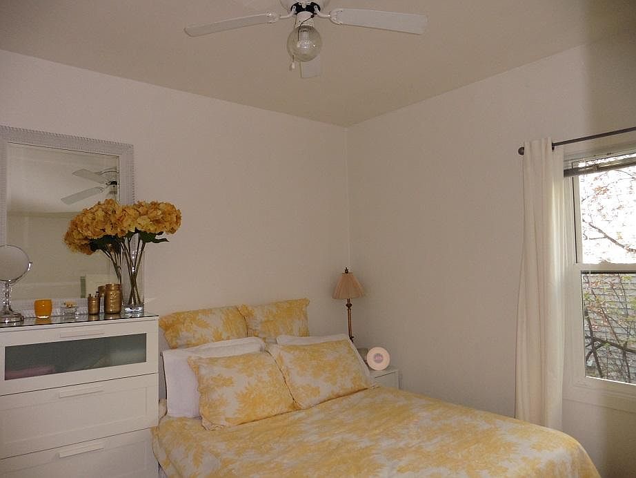 1st image of 2321 Yale Ave E APT 202