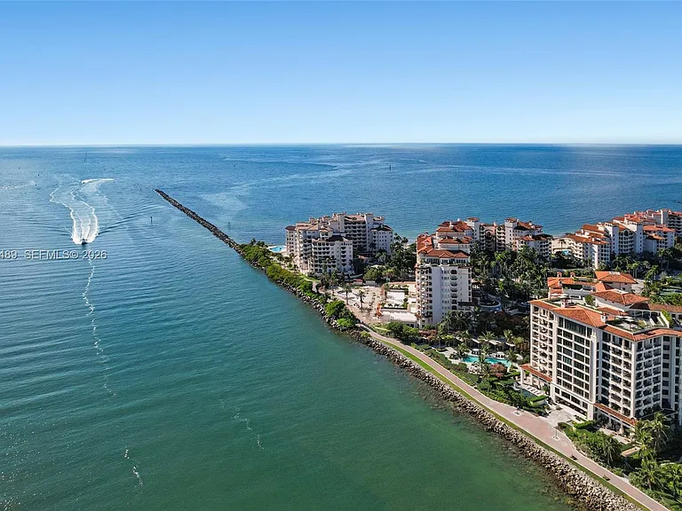7141 Fisher Island Dr #7141 — Photo 53