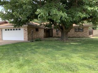 209 Mills Ave, Dumas, TX 79029