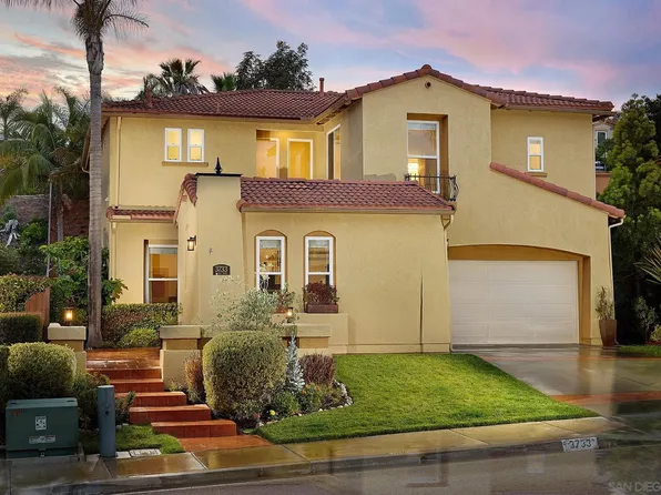 3733 Saddle Dr, Carlsbad, CA 92010