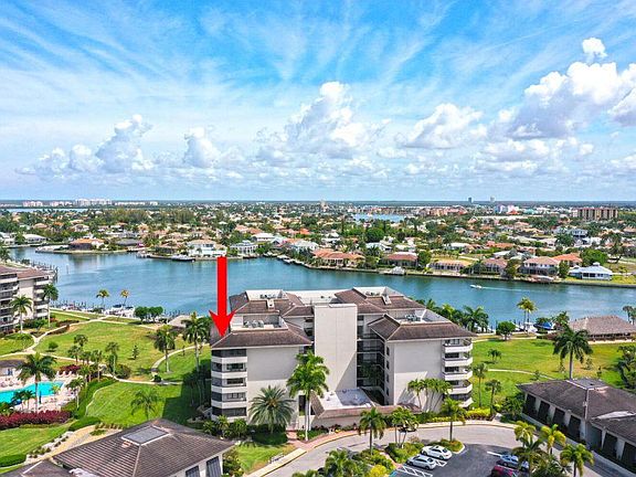 5th image of 651 Seaview Ct APT 301