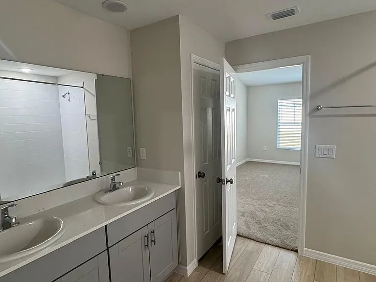 1049 Foreshore Ln — Photo 12