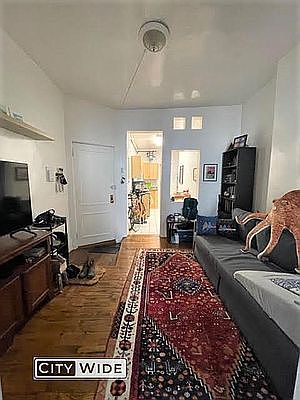 4th image of 463 Columbus Ave #8