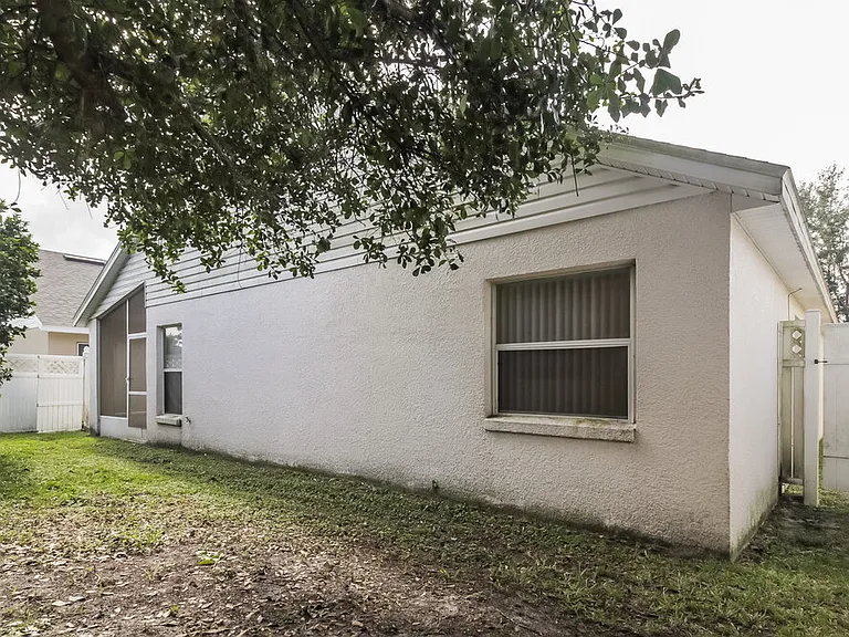 2131 Colonial Woods Blvd — Photo 16