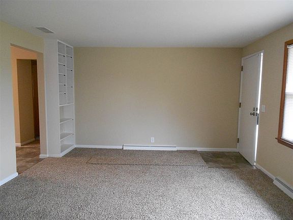 3rd image of 2508 Chippewa Dr
