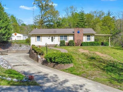 1066 S Yankeetown Rd, Boonville, IN, 47601