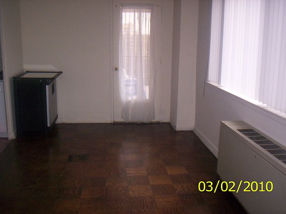 2nd image of 275 Prospect St APT 9B