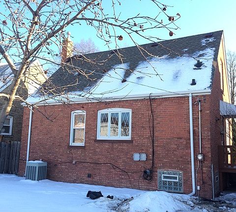 4th image of 1622 N 73rd Ct