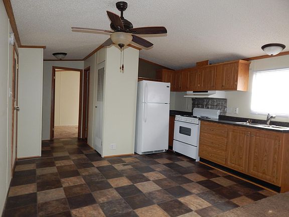 3rd image of 14115 Western Ave Trlr 301