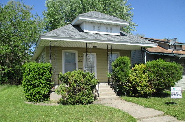 1st image of 701 N Brookfield St
