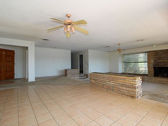 4th image of 309 Monahan Dr