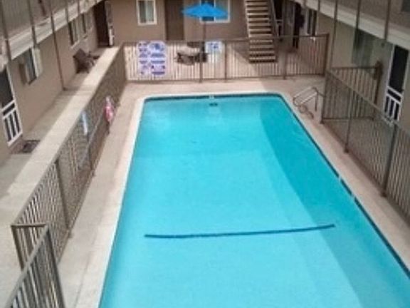 2nd image of 240 N 2nd St #8