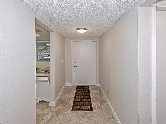 2nd image of 5705 Foxlake Dr APT 5