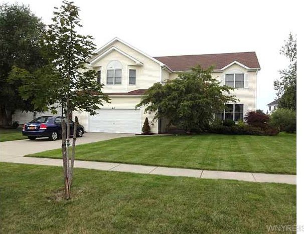 1st image of 23 Clermont Ct