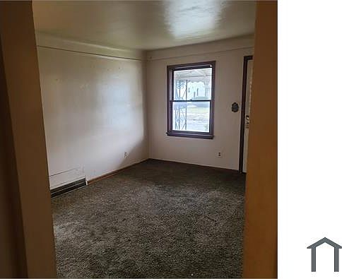 3rd image of 7721 Grandville Ave