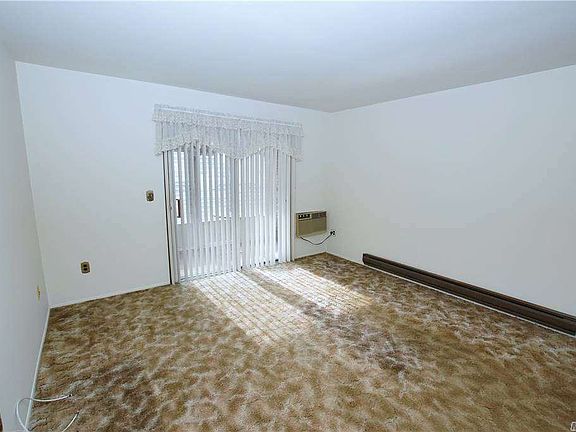 5th image of 215 E Main St APT 35