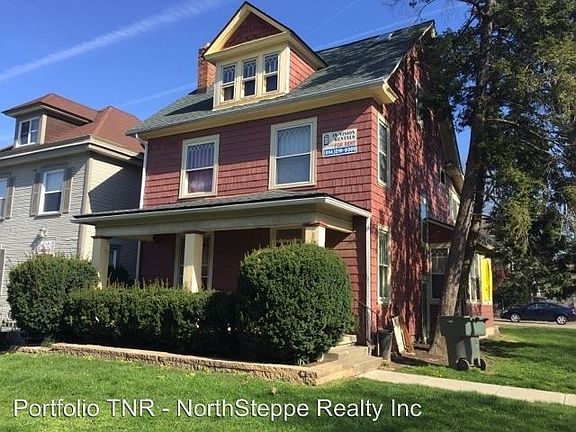 2nd image of 124 W Norwich Ave
