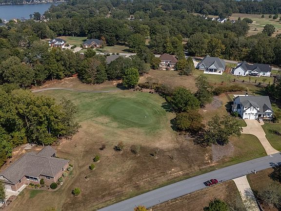 5th image of 115 Spyglass Dr