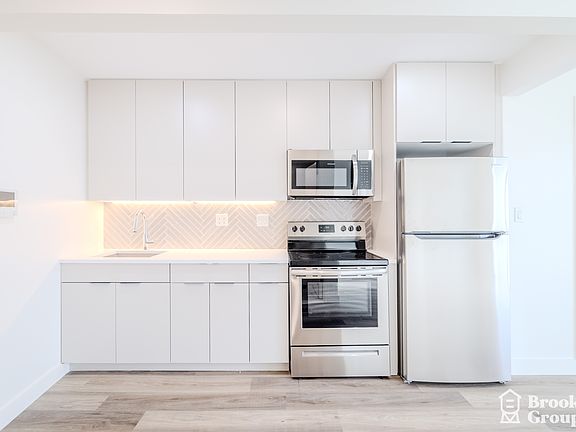4th image of 101-19 Rockaway Beach Blvd #2P