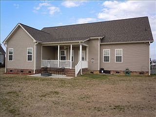 4th image of 211 Lancaster Pointe Dr