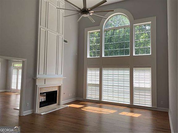 5th image of 570 Bellemont Ct
