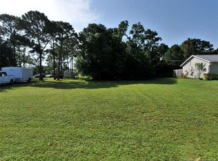 410 SW Dauphin Ave, Port Saint Lucie, FL 34953