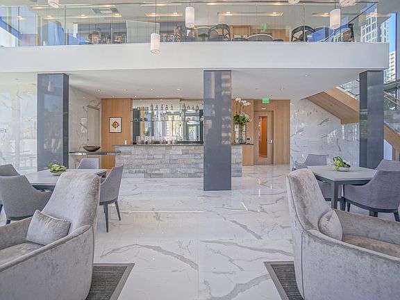 3rd image of 502 E Las Olas Blvd