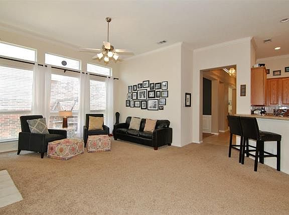 4th image of 11033 Downbrook Dr