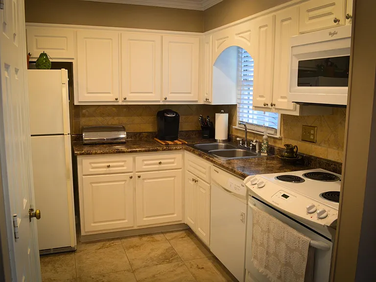 2504 Fair Oak Ct — Photo 13