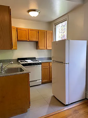 Rented by LDMI Realty Group LLC | media 21