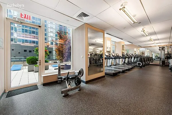 Rented by Sotheby's International Realty | media 26