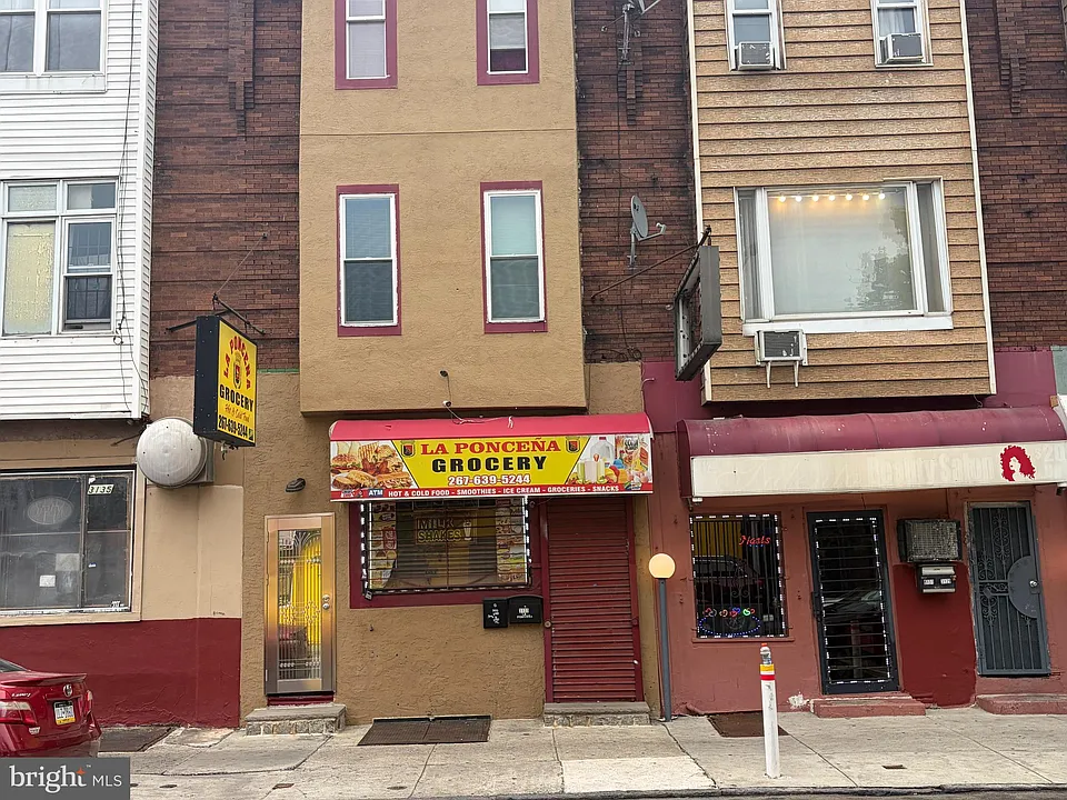 3133 N Front St #2