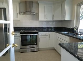 10251 Cozycroft Ave, Chatsworth, CA 91311