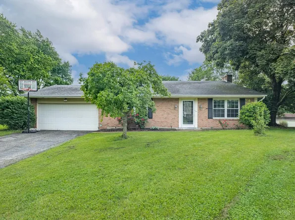 135 Stonemill Ct, Monroe, OH 45050