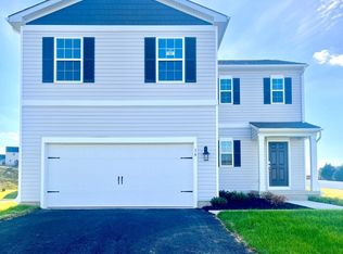 16 Skytop Ct, Bernville, PA 19506