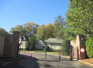 224 River Commons Cir W, Memphis, TN 38120