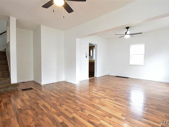 3rd image of 1007 Sumner St