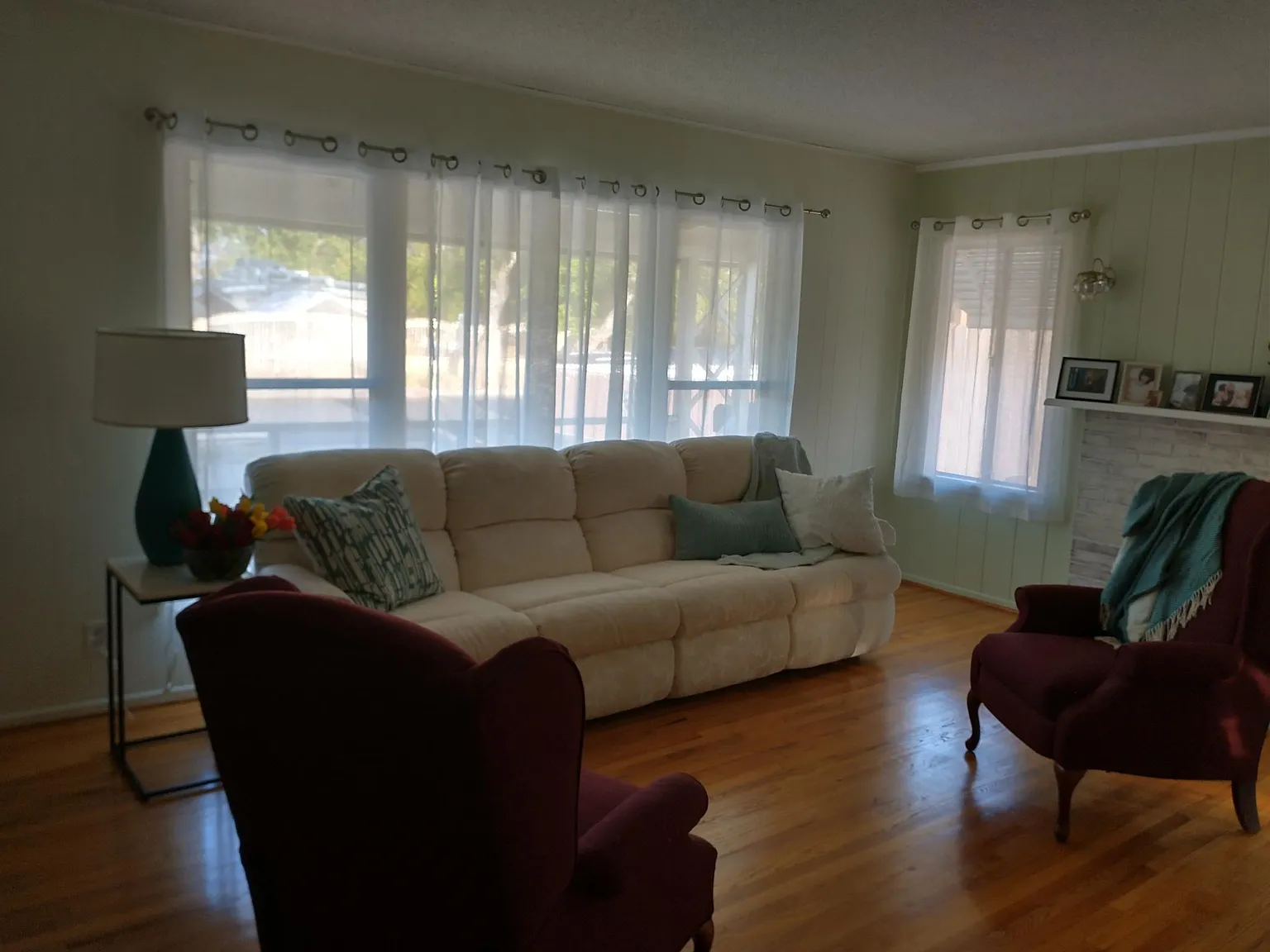 2 bed, 1250 sqft, $2,600 — Photo 1