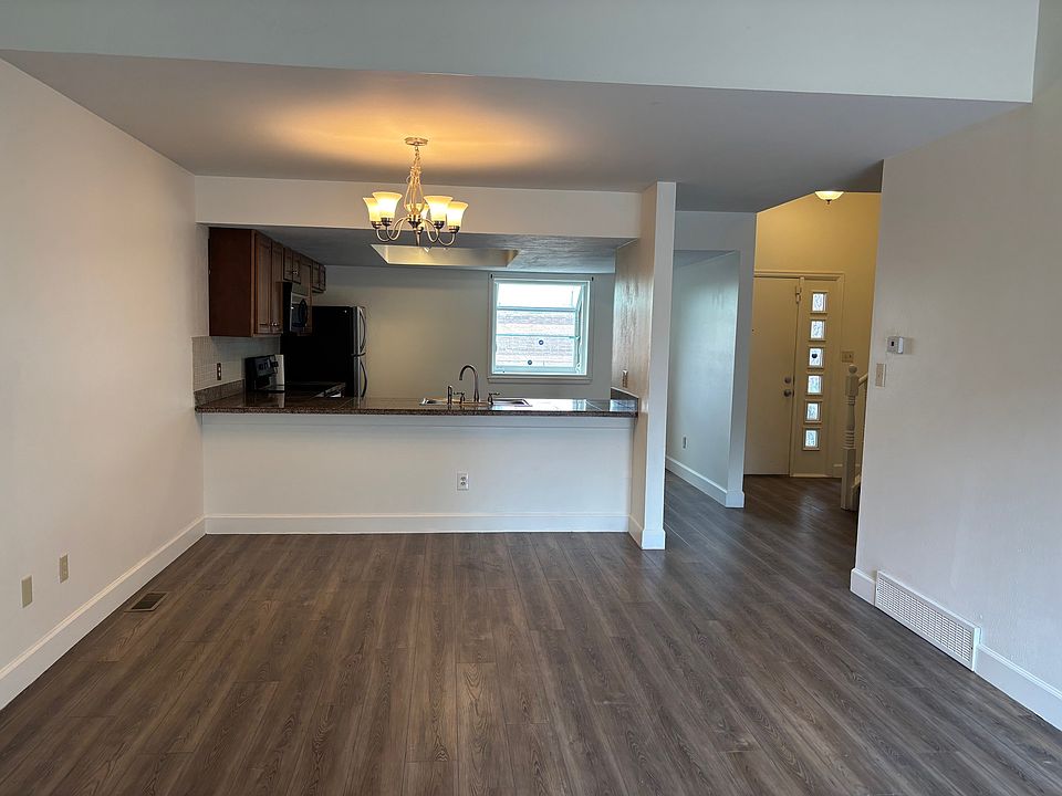 Kiichen-open living room