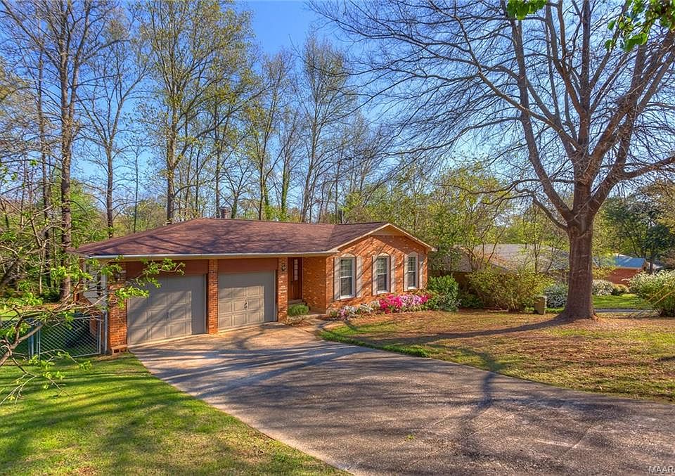 1st image of 4371 Donovan Dr