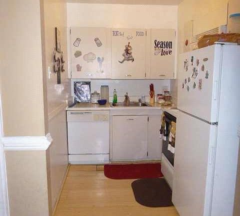 4th image of 1 E Chase St Unit 701