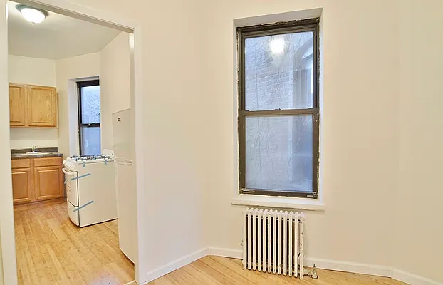 Rented by Park Property Advisors | media 29