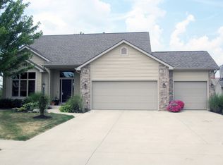 16111 Fleetwood Ct, Huntertown, IN 46748