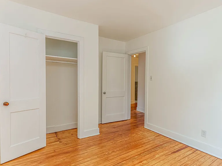 1 Riverside Dr #A — Photo 15