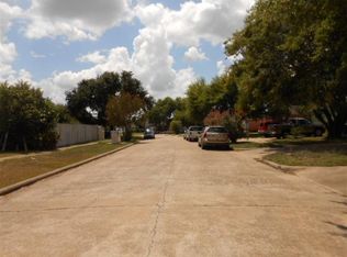 16206 Alden Ridge Dr, Houston, TX 77053